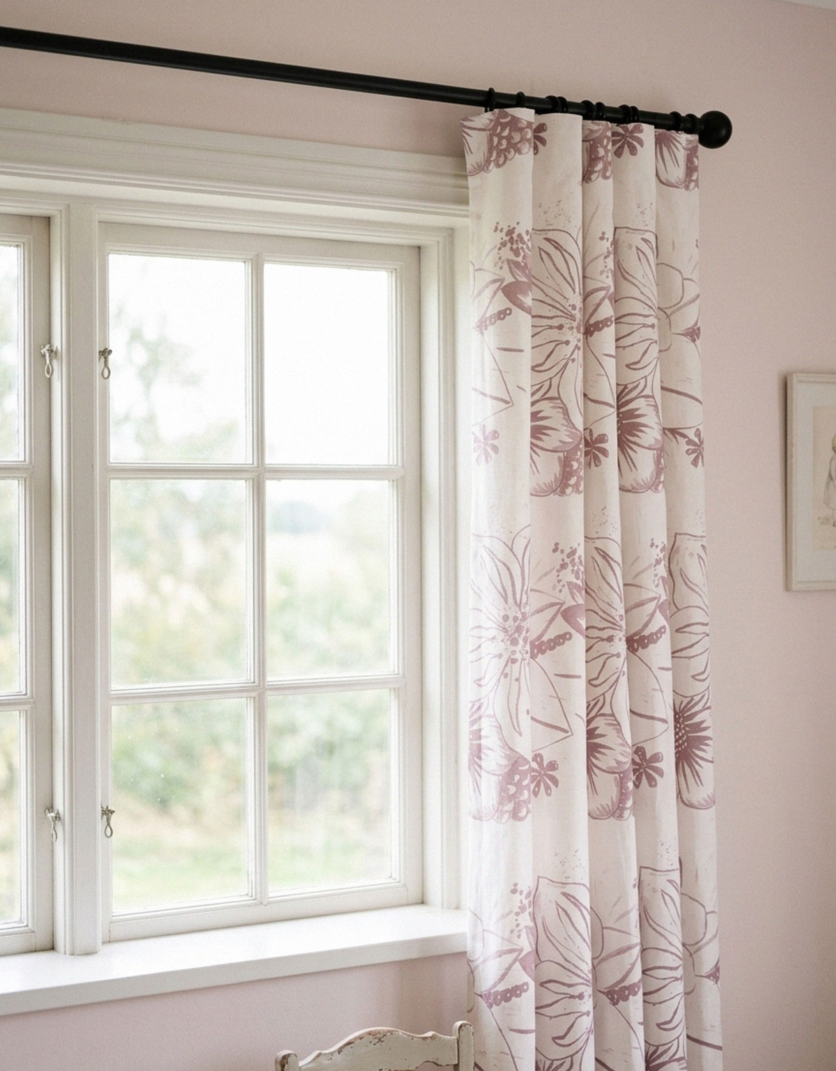 Curtain Blomma