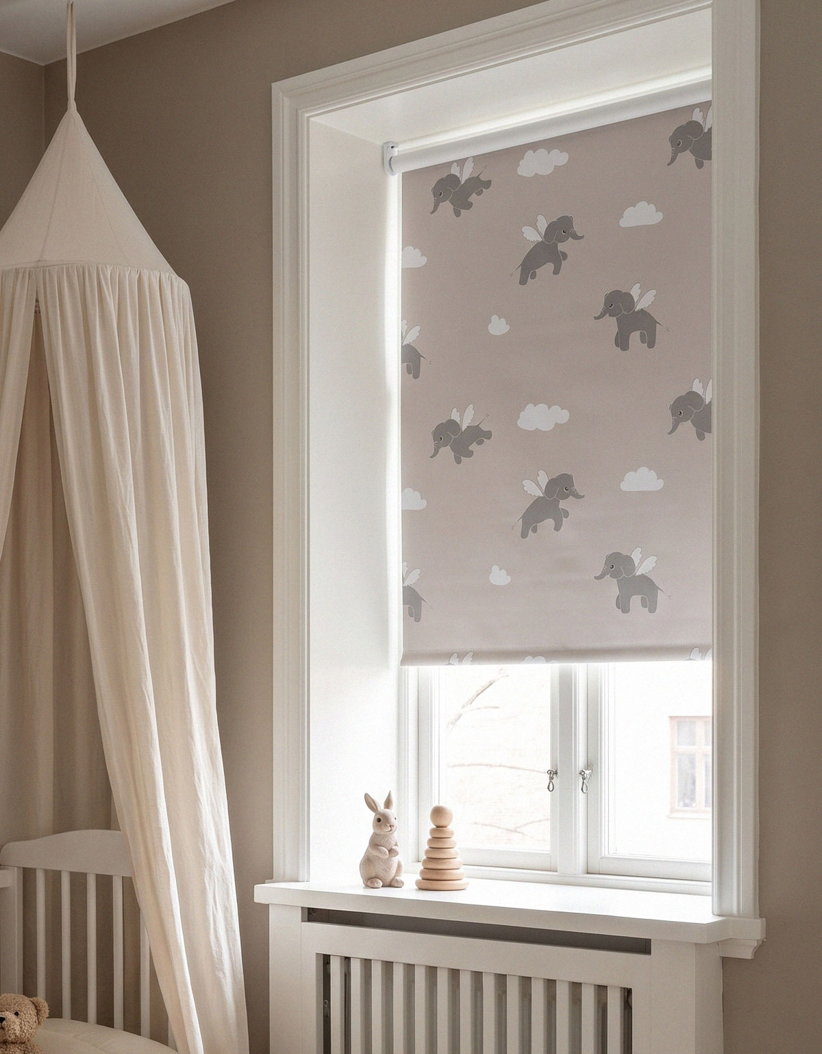 Mörkläggande barnrullgardin Elephant, beige