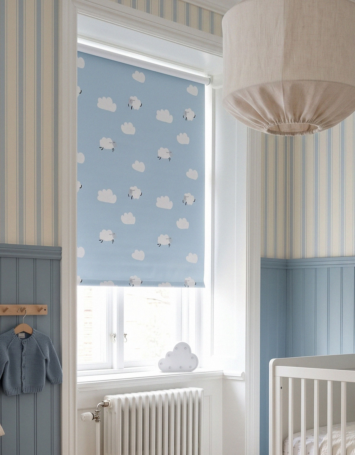 Blackout blind for children Dream, blue