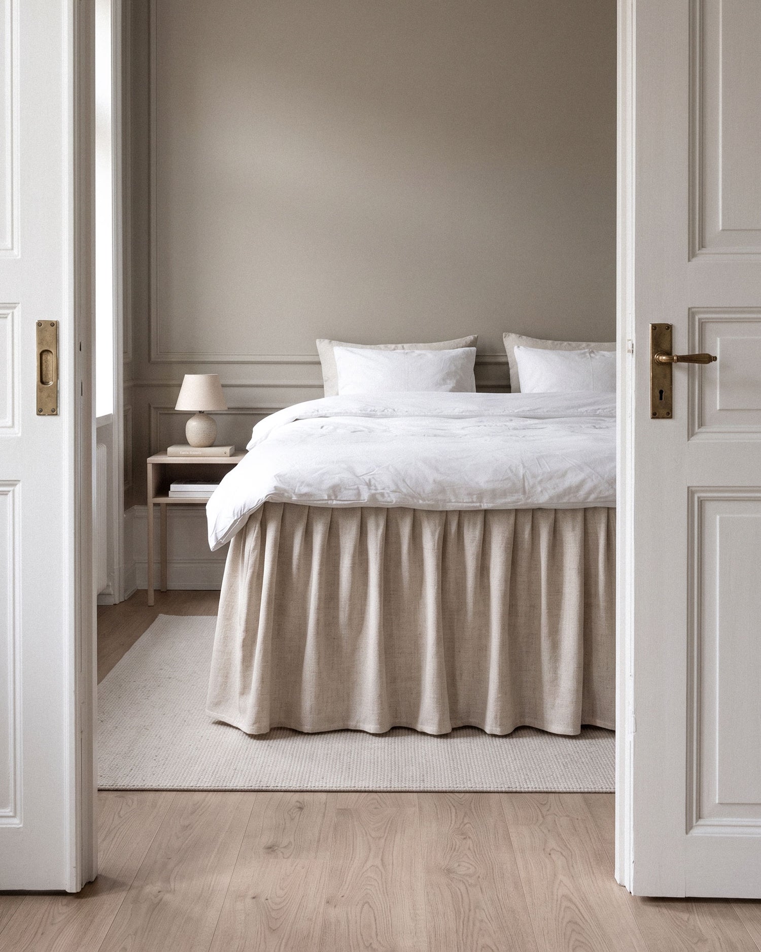 Bed skirt Lina, custom-made
