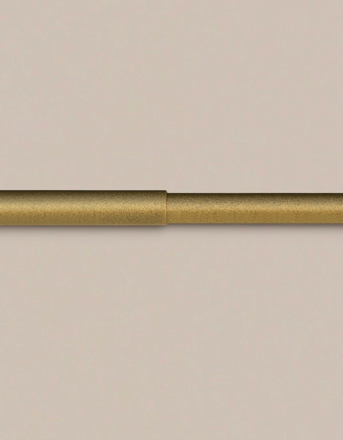 Gardinstång i guldnougat